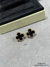 18k Vintage Alhambra Black Earrings