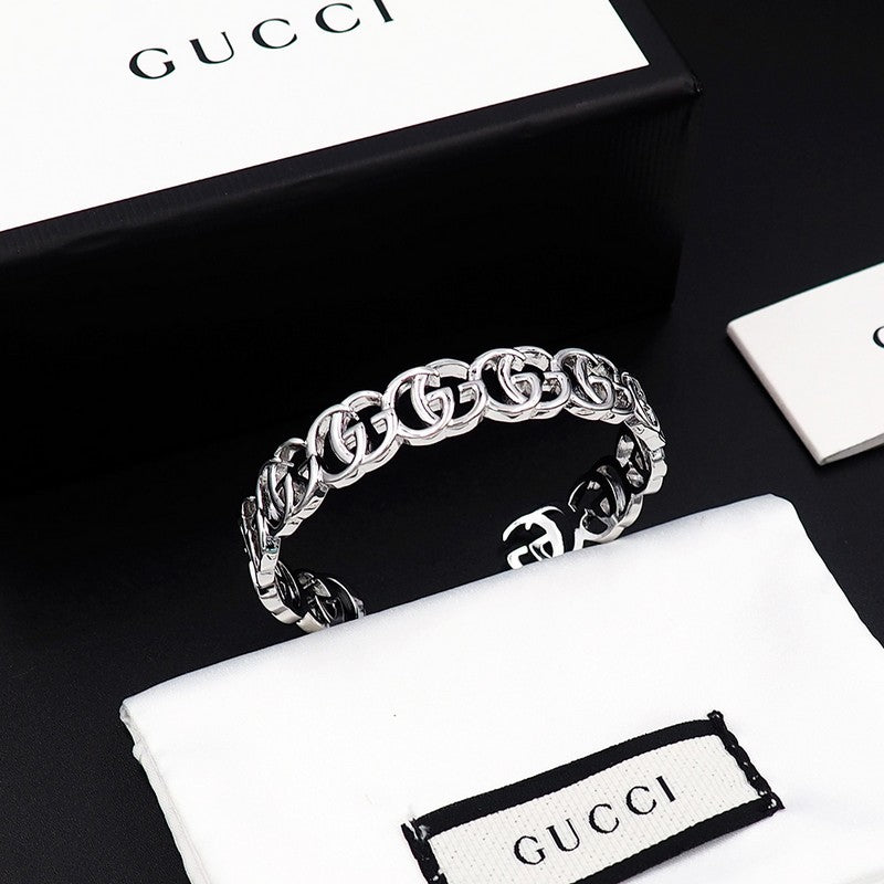 18K GG Cuff Bracelet