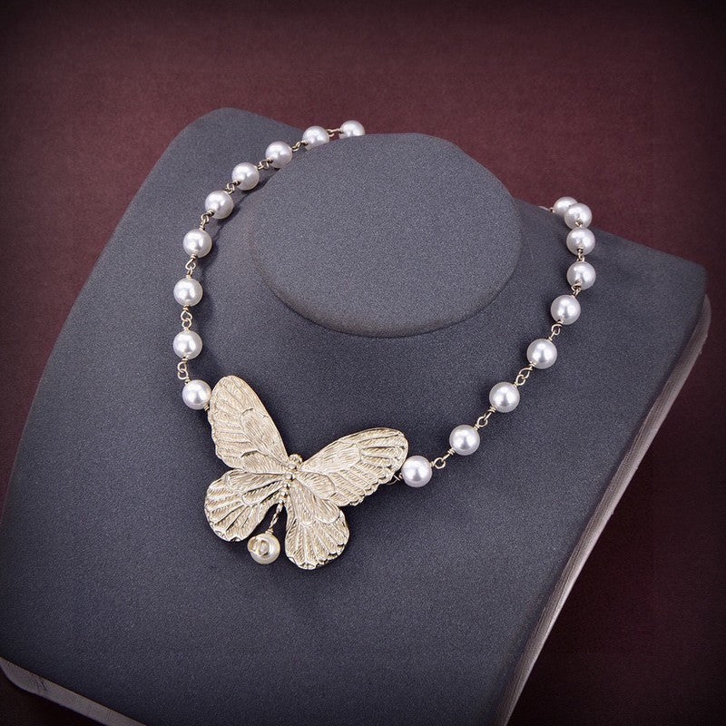 18K CD Butterfly Pearl Choker Necklace