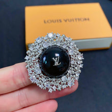 18K Louis Black Ball Brooch