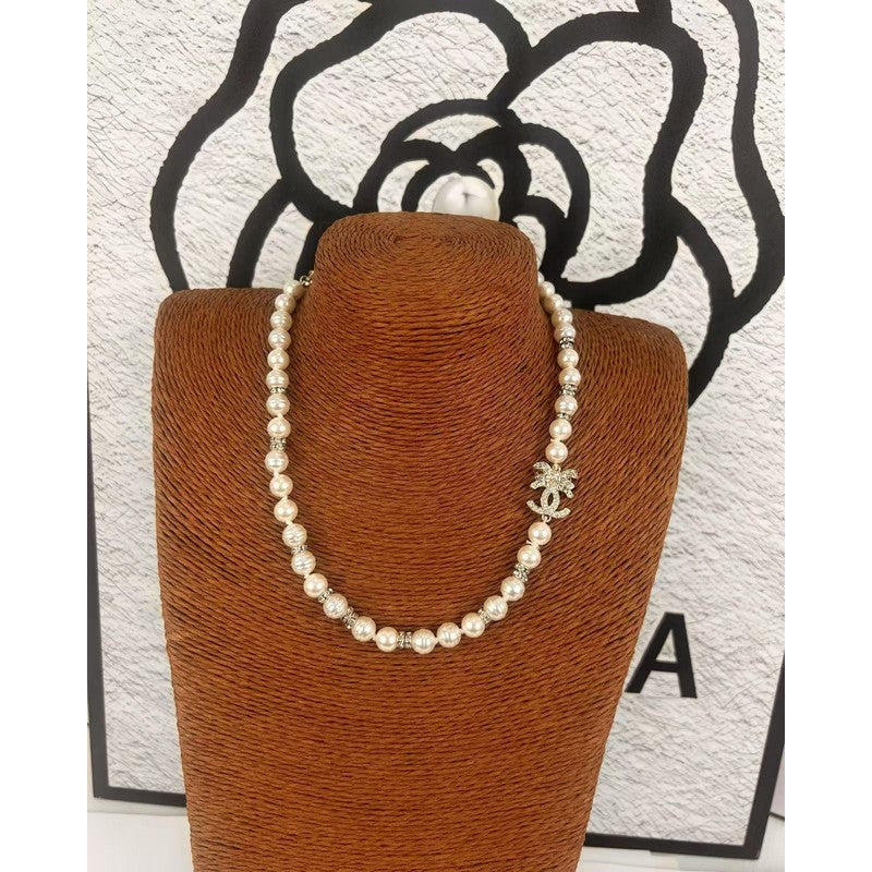 18K CC Bow Diamond Pearl Necklace