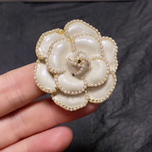 18K CC Camellia Black & White Brooch