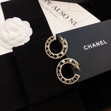 18K CC Circle Pearl Earrings