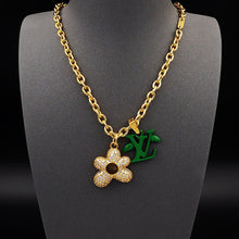 18K Louis Blooming Pendant Necklace