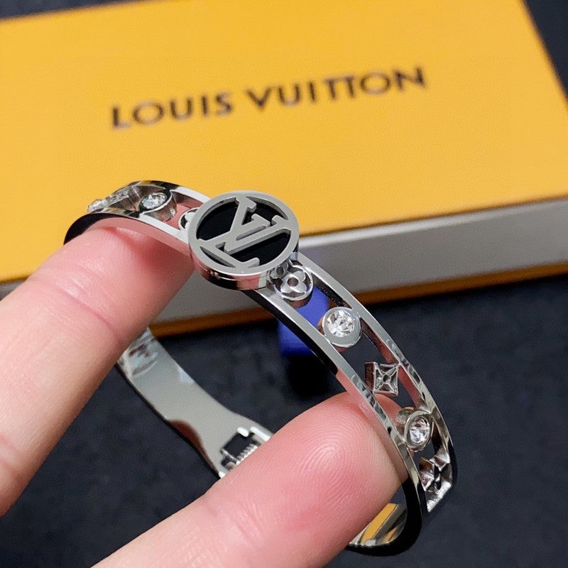 18K Louis Diamond Bracelet