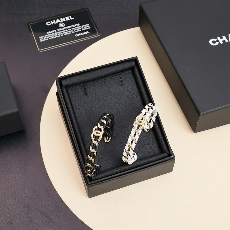 18K CC 26C Black & White Leather Bracelet