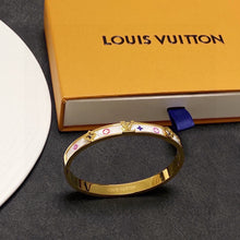 18K Louis Pearl Bracelet