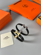 18K Belt Black H Bracelet