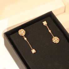 18K CC Camellia Earrings