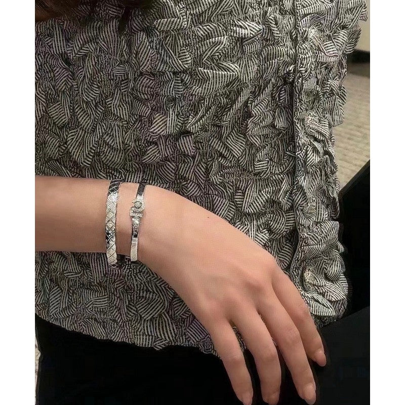 18K CC No.5 Diamond Gold Bracelet