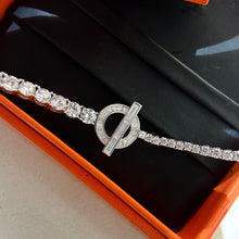 18K Finesse Link Diamond H Bracelet