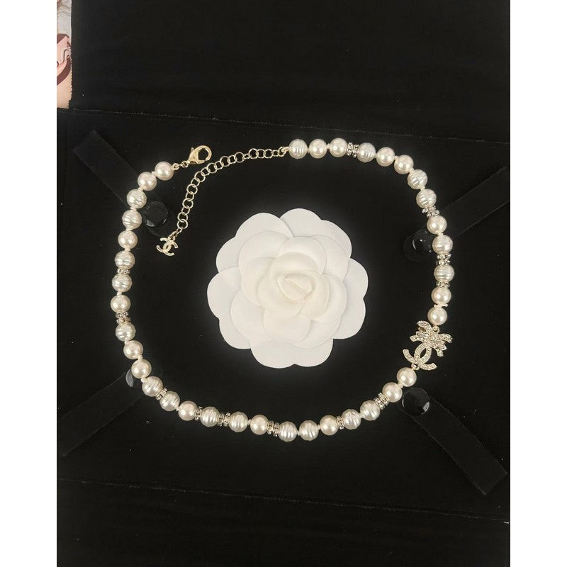18K CC Bow Diamond Pearl Necklace