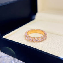 18K T Pink Crystal Ring