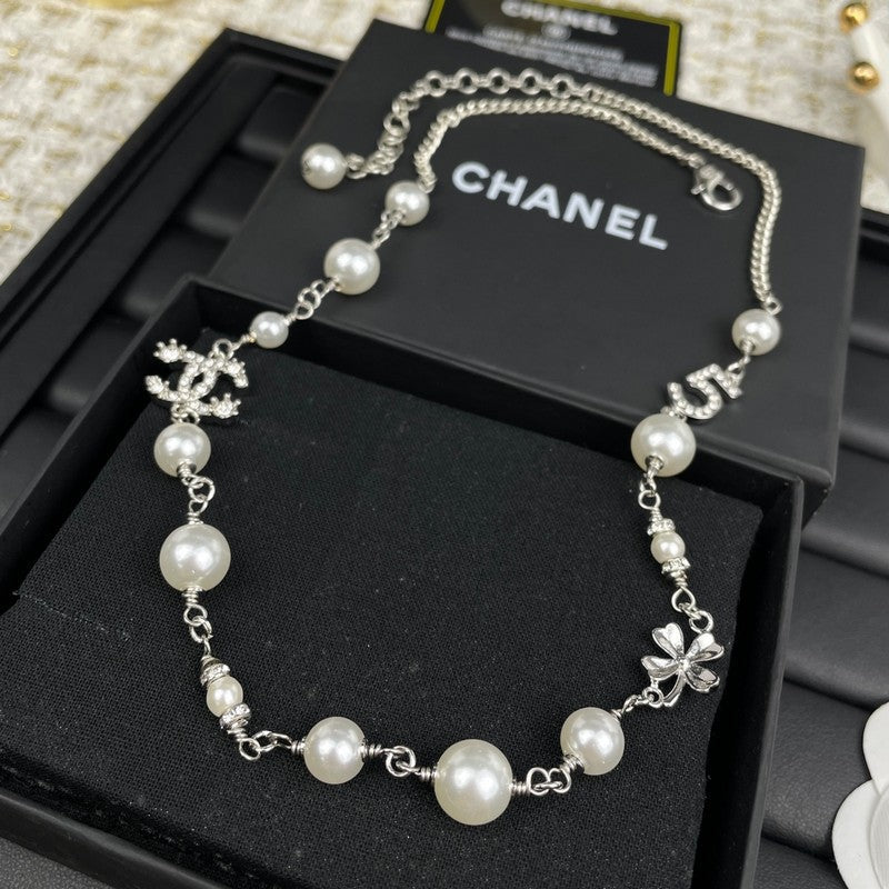 18K CC N.5 Choker Diamond Necklace