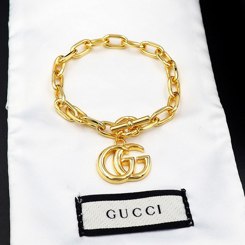 18K GG Interlocking G Gold Bracelet