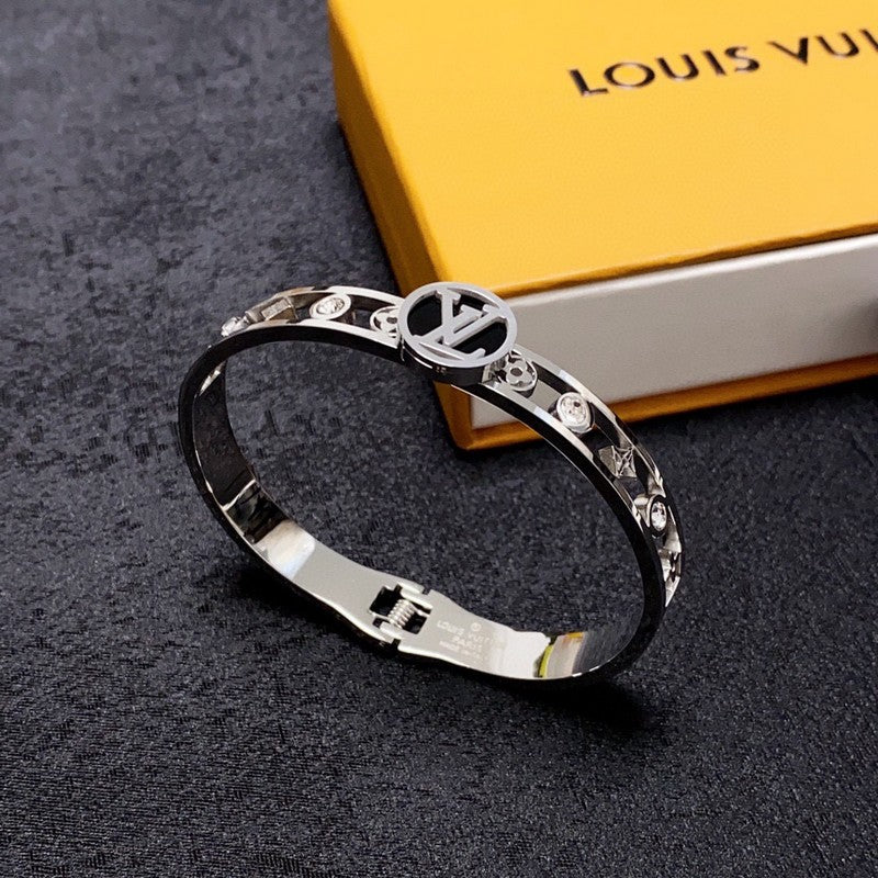 18K Louis Diamond Bracelet