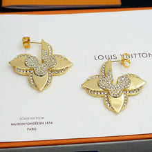 18K Louis Medaillon Earrings