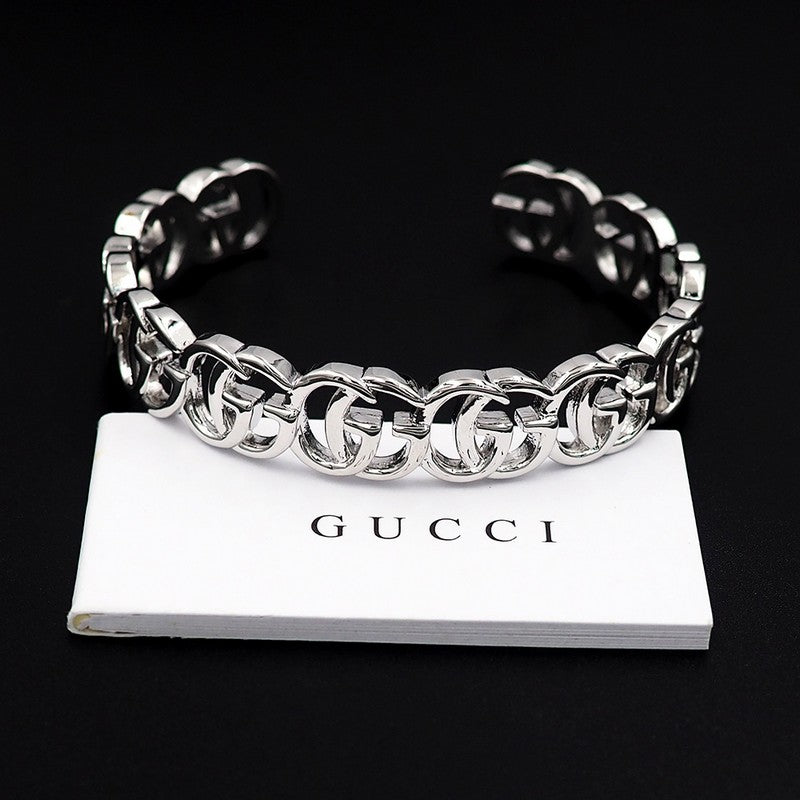 18K GG Cuff Bracelet
