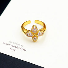 18K Louis Louisa Ring