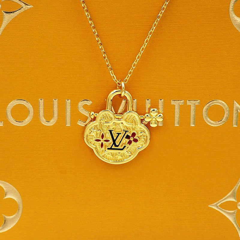 18K Louis Vintage Lock Gold Necklace